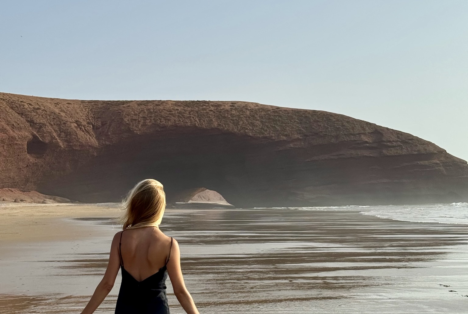 Que faire à Mirleft au Maroc ? Itinéraire d’une semaine hors des sentiers battus entre plages, surf et désert