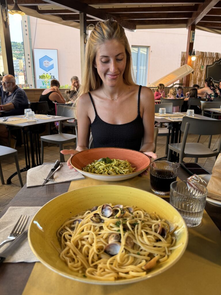 Où manger à Imperia ? La Piazzetta : la dolce vita italienne en bord de mer