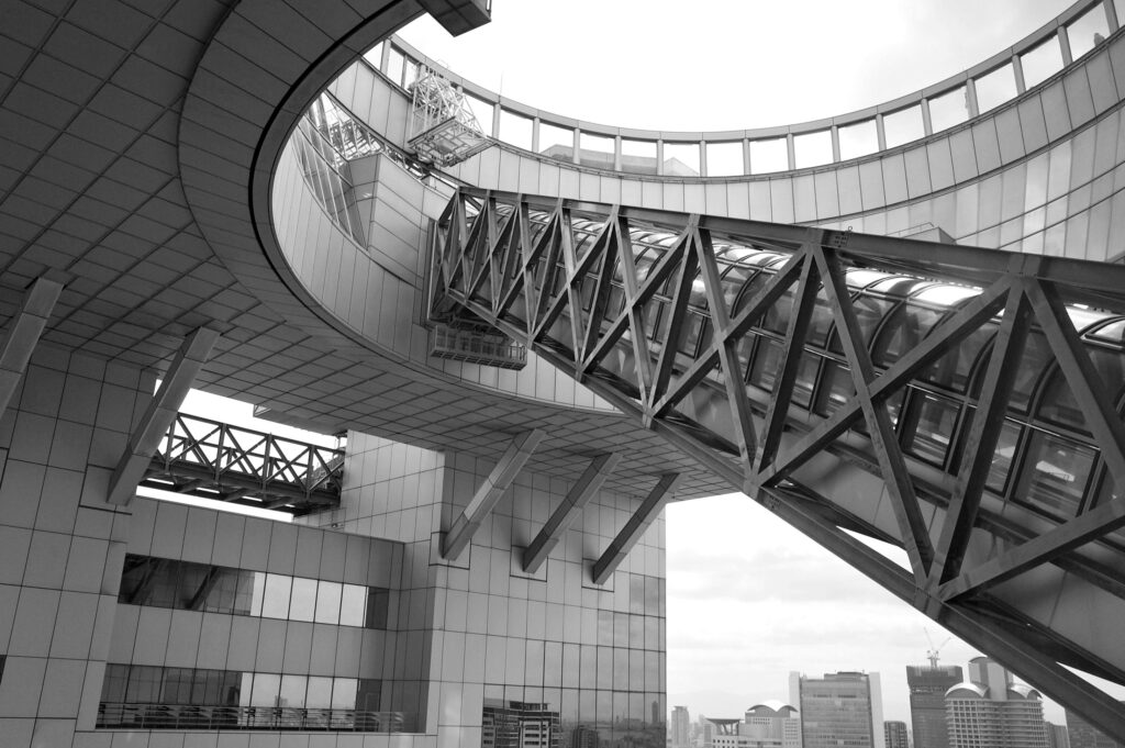 Visiter le Japon en 2 semaines : itinéraire de 15 jours entre Tokyo, Kyoto et Osaka Umeda Sky Building Osaka Japon