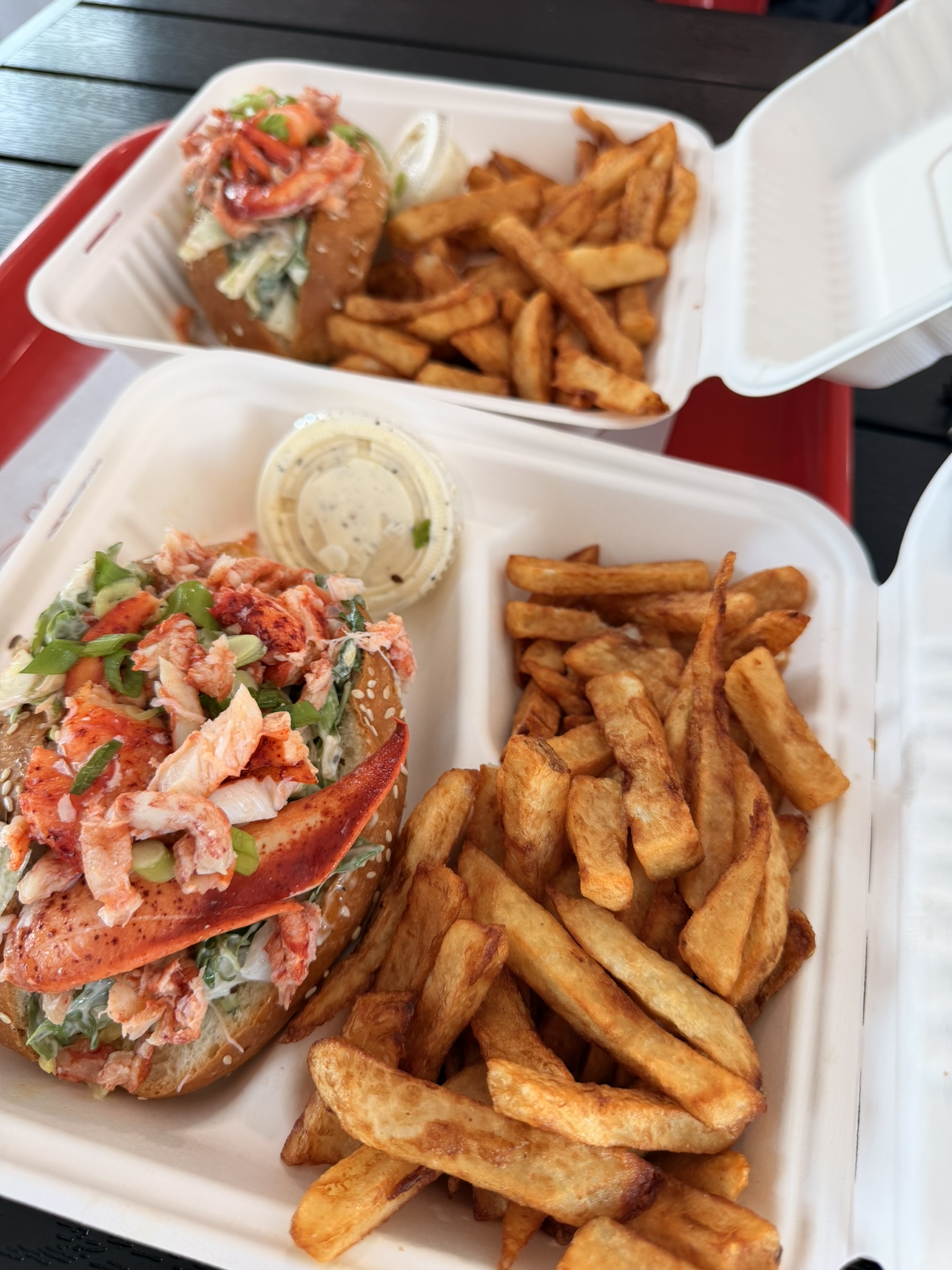 Guédille au homard dégustée à Baie-Saint-Paul sur la route de Tadoussac